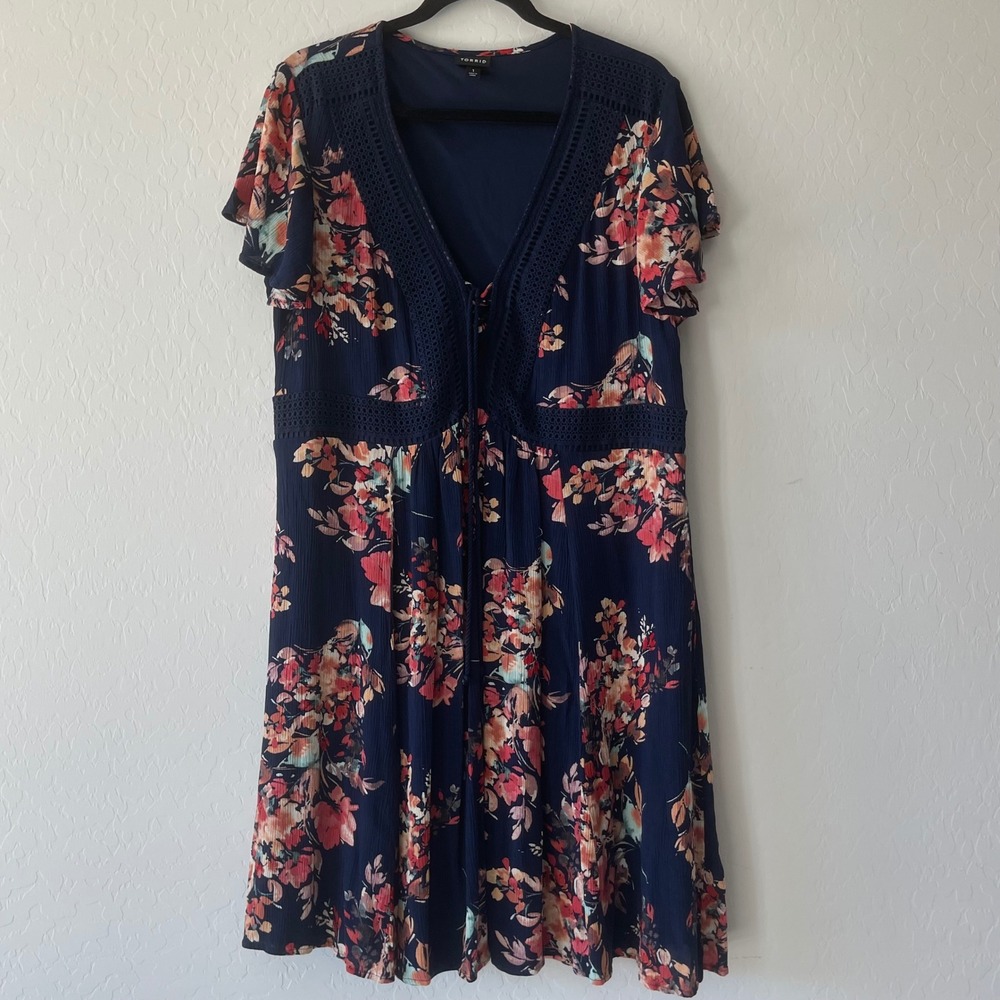Torrid Navy Blue Floral Crochet Lace Trim Tassel Mini Dress Plus Size 1 Womens‎